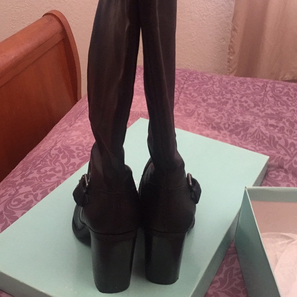 Jessicia Simpson cowboys riding Torta boots. - Picture 6 of 6